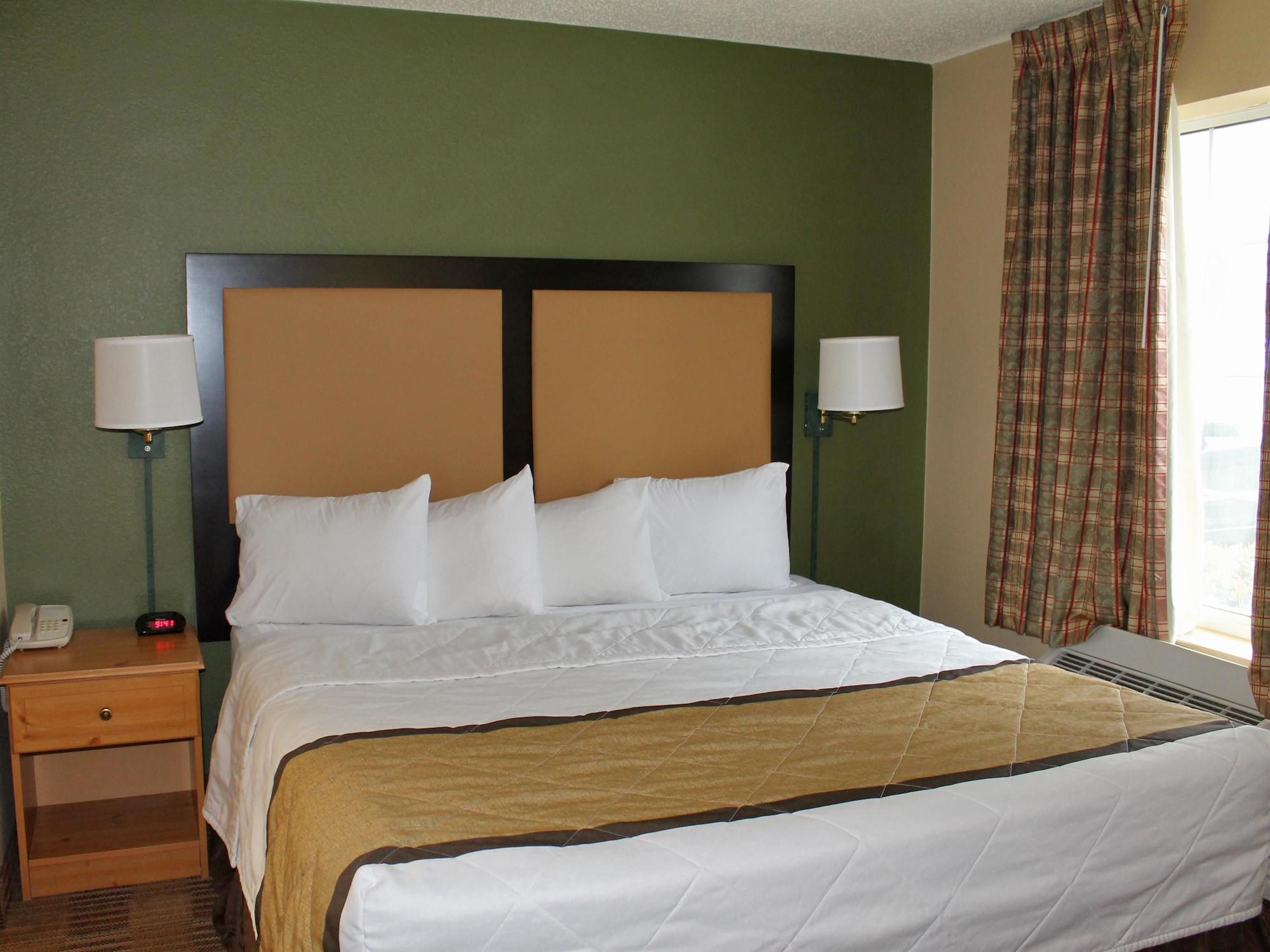 Hotel Extended America - - Downtown - Town
