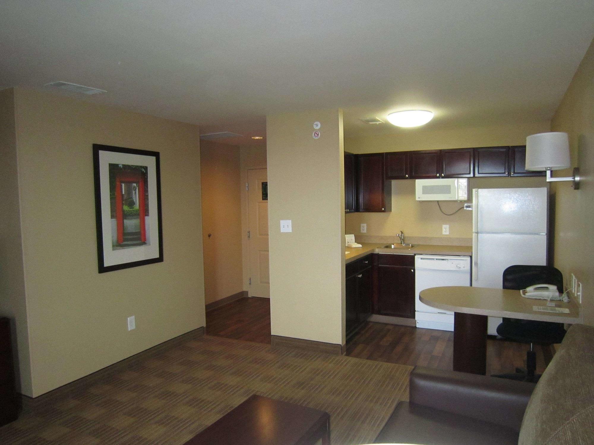 Extended America Select - - Northwest - Research Park 2* Austin