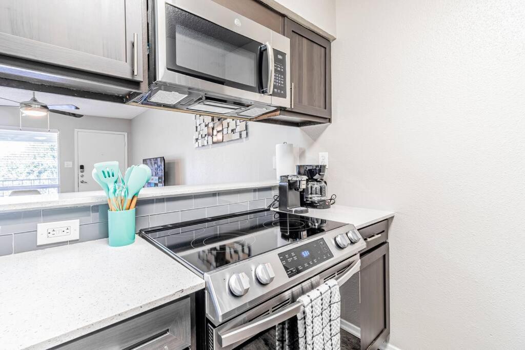 Apartment Soco Chic Close To Downtown