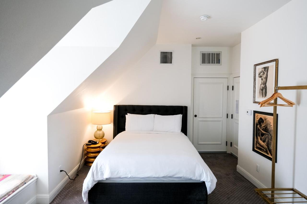 Ella Hotel