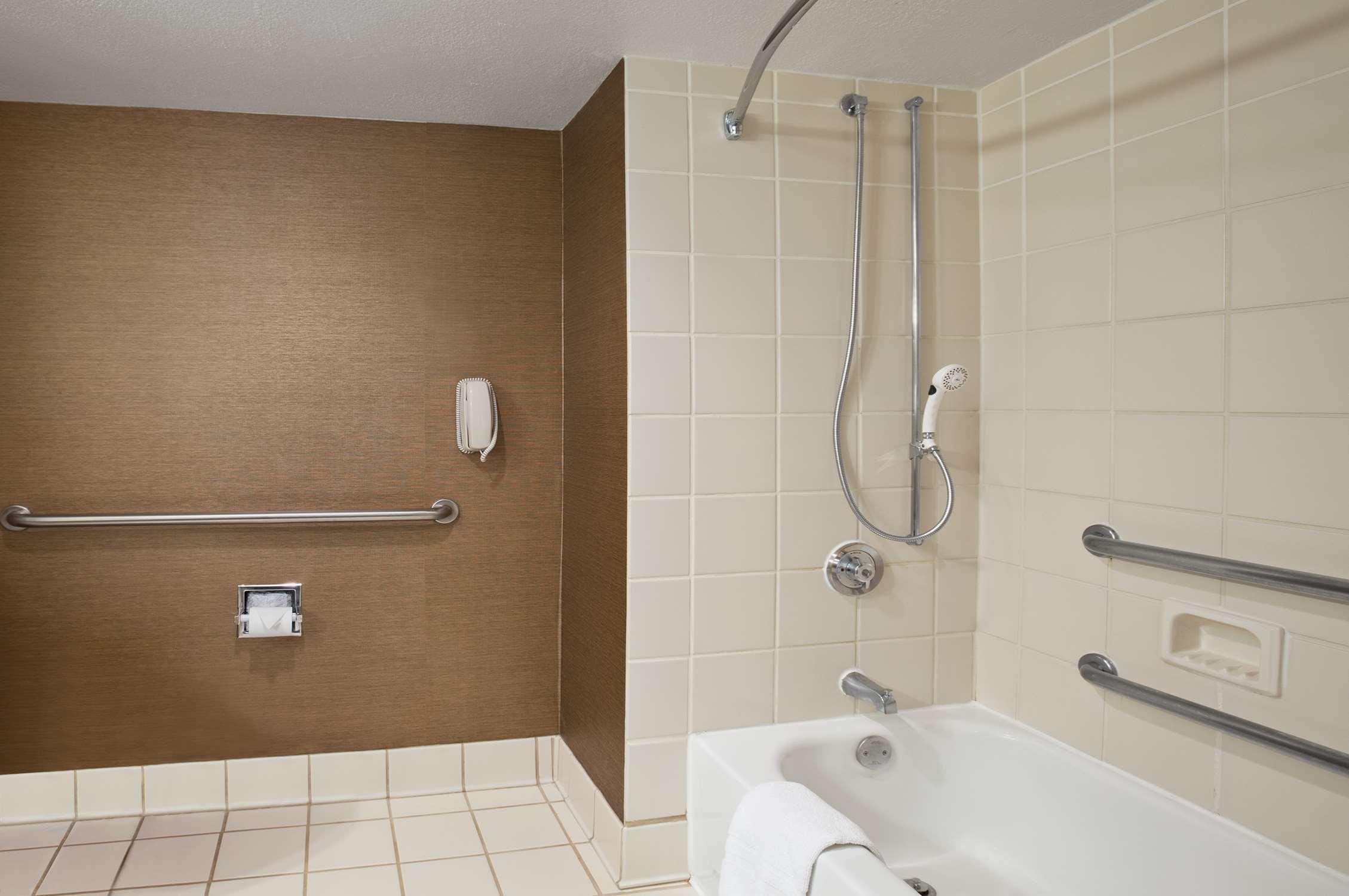 Embassy By Hilton Arboretum 4* Austin