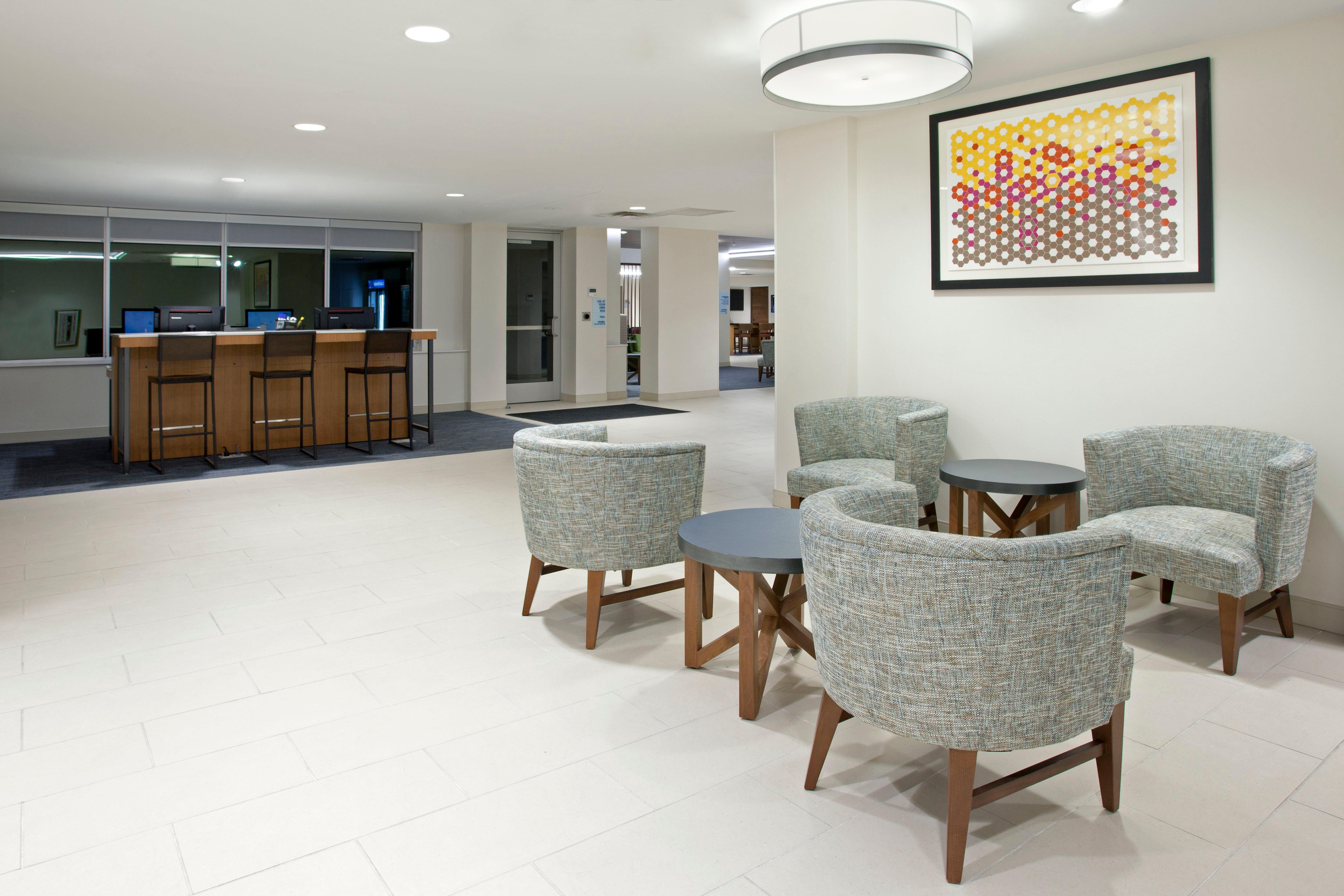 Express & Downtown - By Ihg Hotel 3*