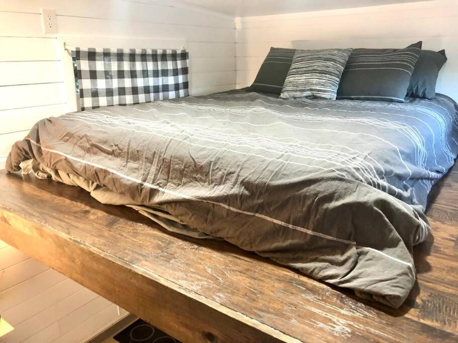 Fox Tiny - The At Rim Rock Holiday home