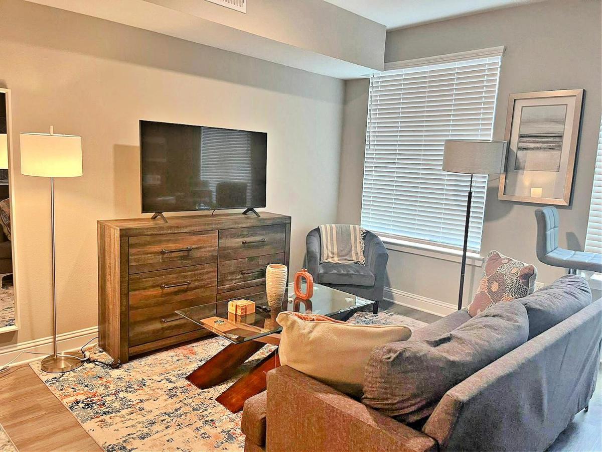 Stayspro Marilyn Monroe City Furnished Apts Austin