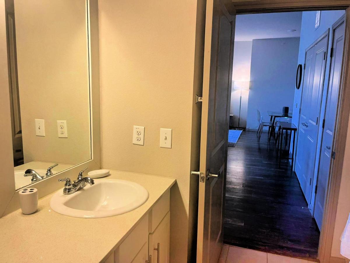 Stayspro Marilyn Monroe City Furnished Apts Austin