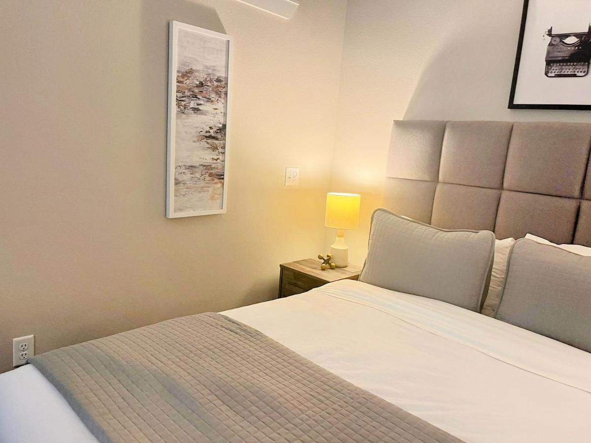 Apartment Stayspro Marilyn Monroe City Furnished Apts Austin