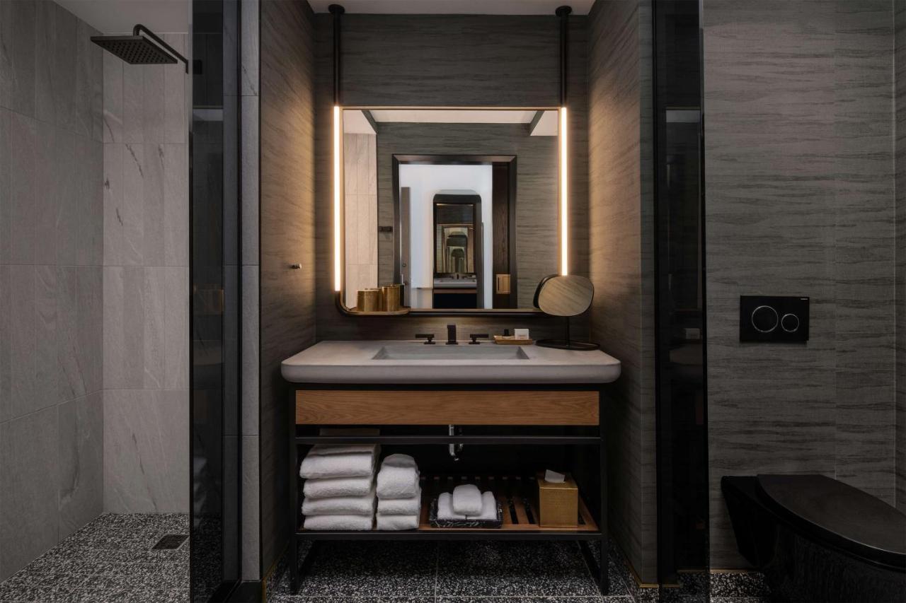 Thompson Austin, By Hyatt Hotel Austin