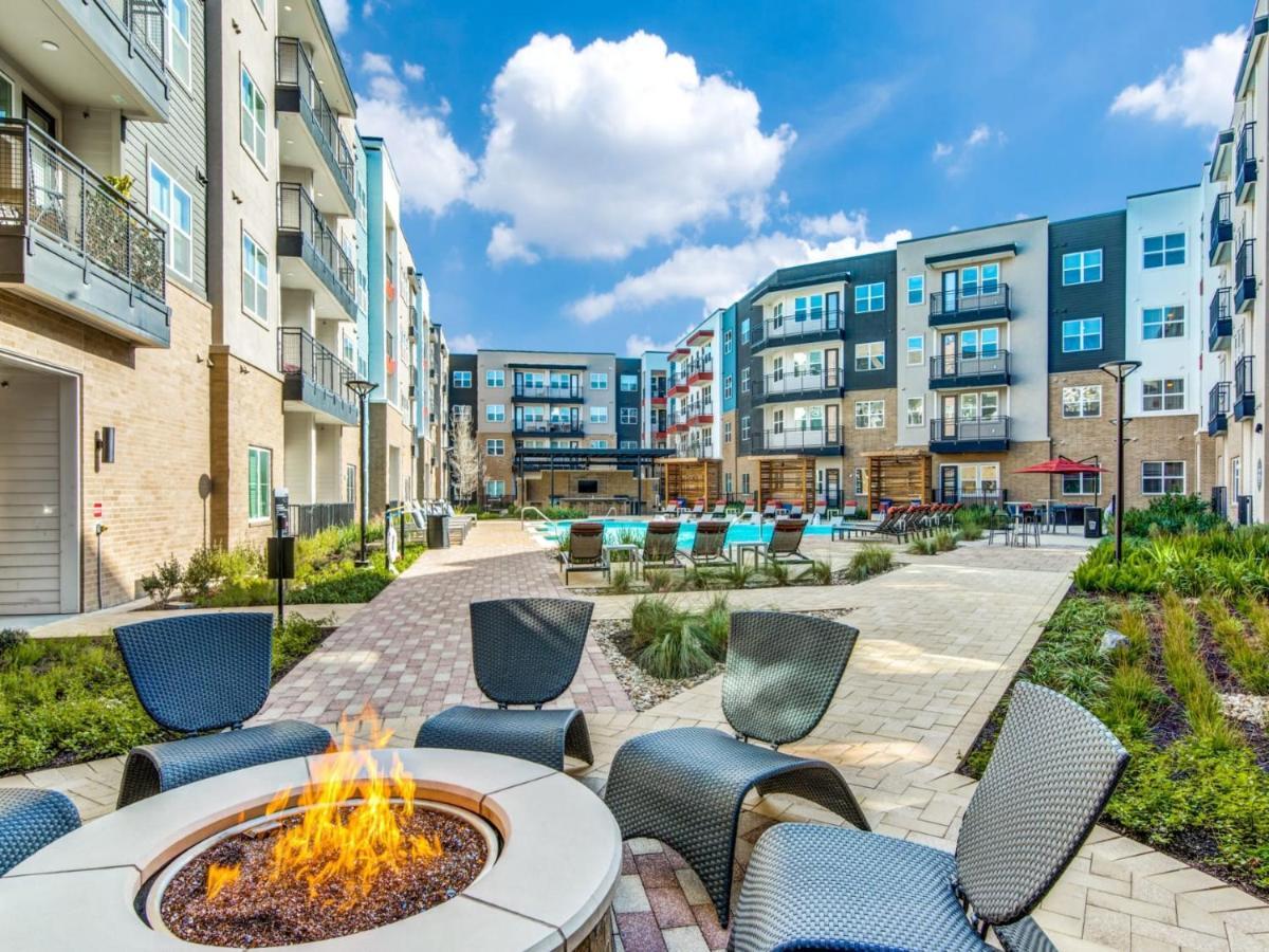 Modern & Chic 1br Luxury Apts Close To Downtown & Airport Austin
