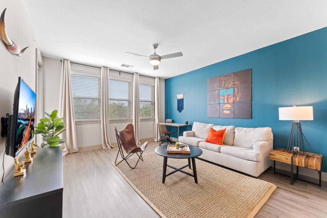 Apartment Modern & Chic 1br Luxury Apts Close To Downtown & Airport *