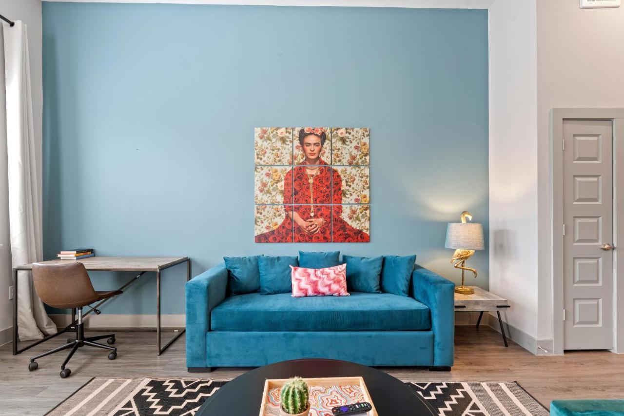 Modern & Chic 1br Luxury Apts Close To Downtown & Airport Apartment *