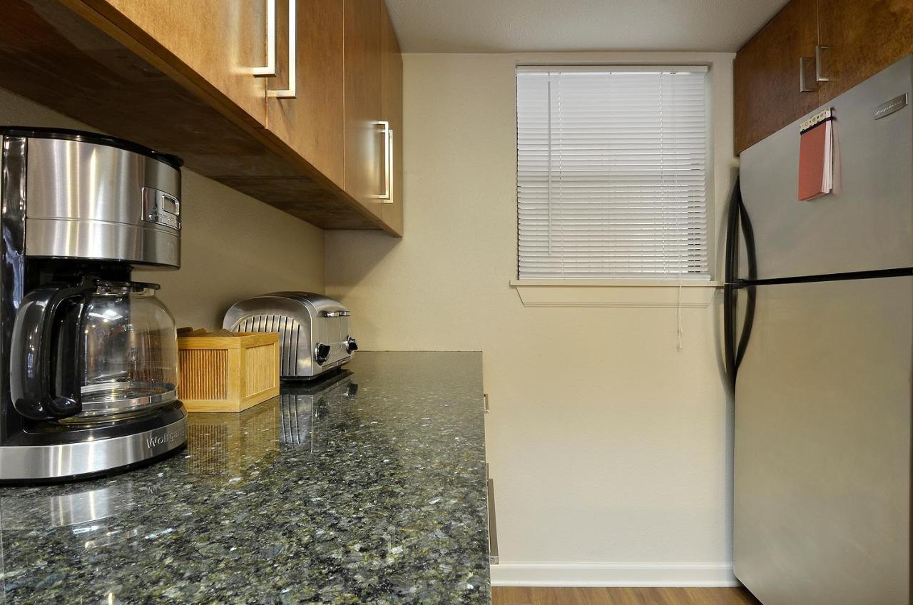 Apartment The Norwalk By Lodgewell - West Three's Company Vibes Austin