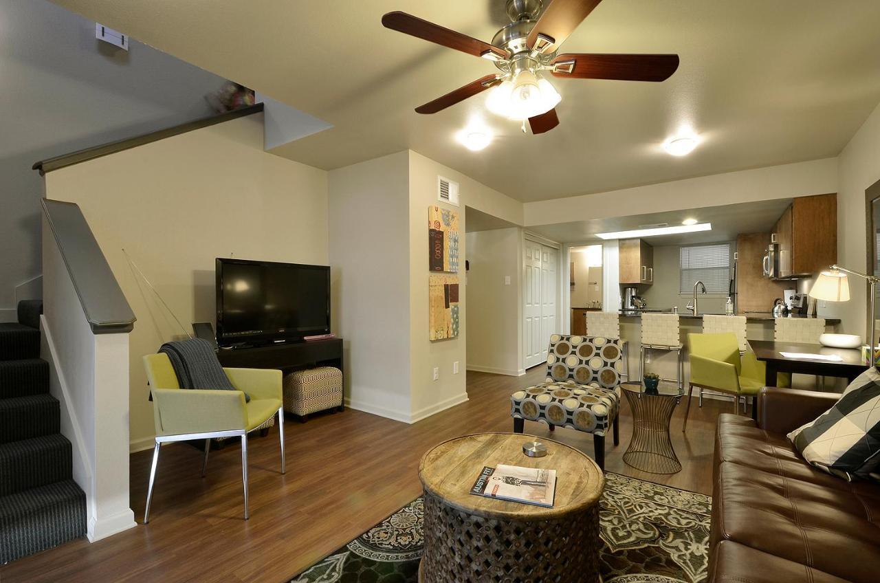 The Norwalk By Lodgewell - West Three's Company Vibes Austin