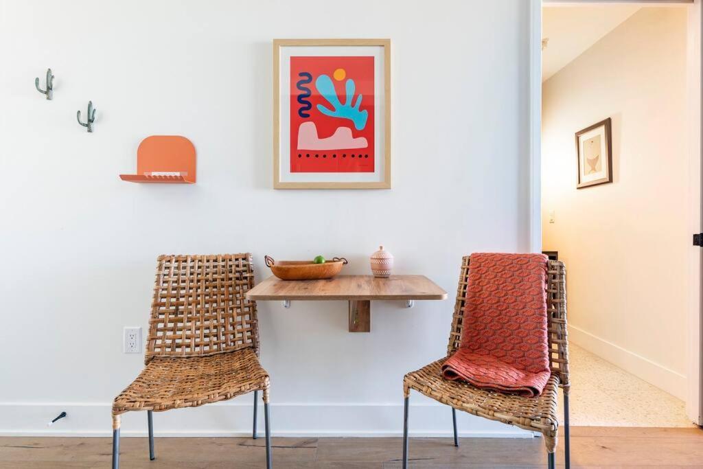 Central Modern W/ Amazing Luxury Amenities Apartment *