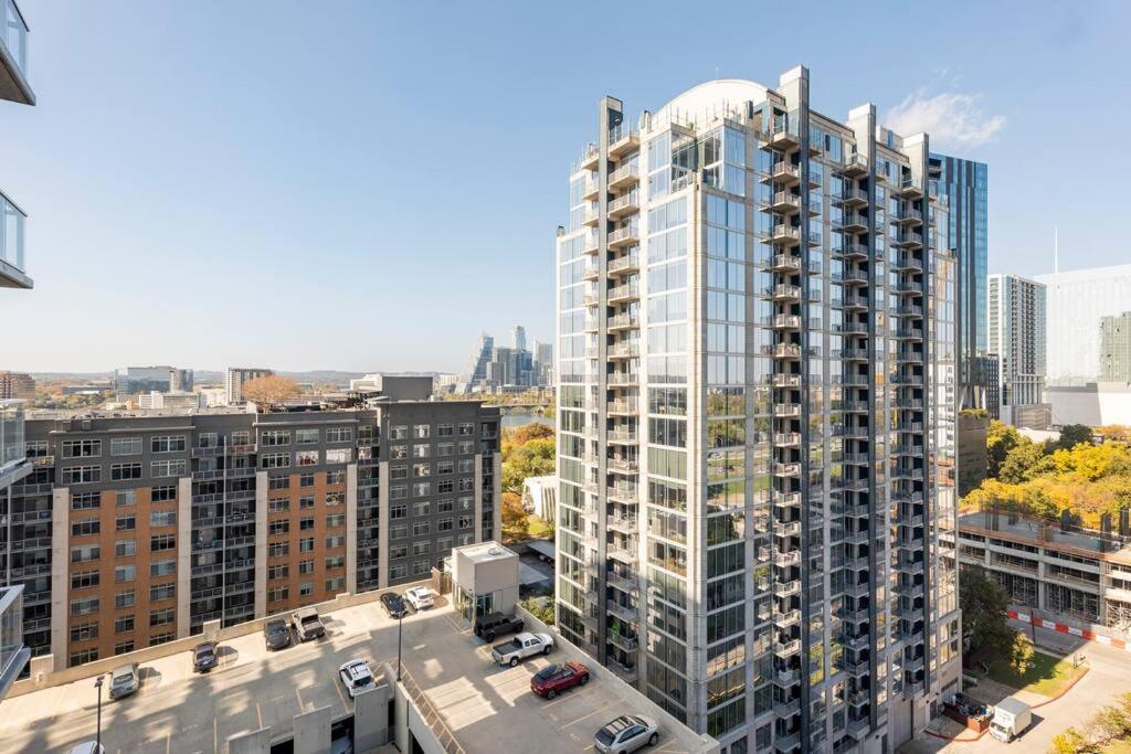 Central Modern W/ Amazing Luxury Amenities * Austin