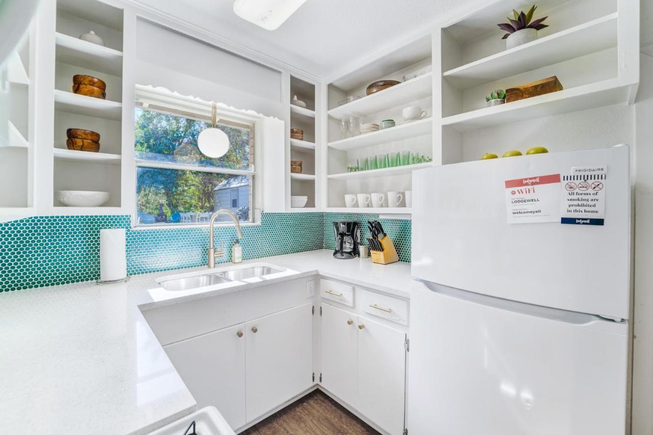 Holiday home The Mariposa Wing B By Lodgewell - Spread Your Wings Here