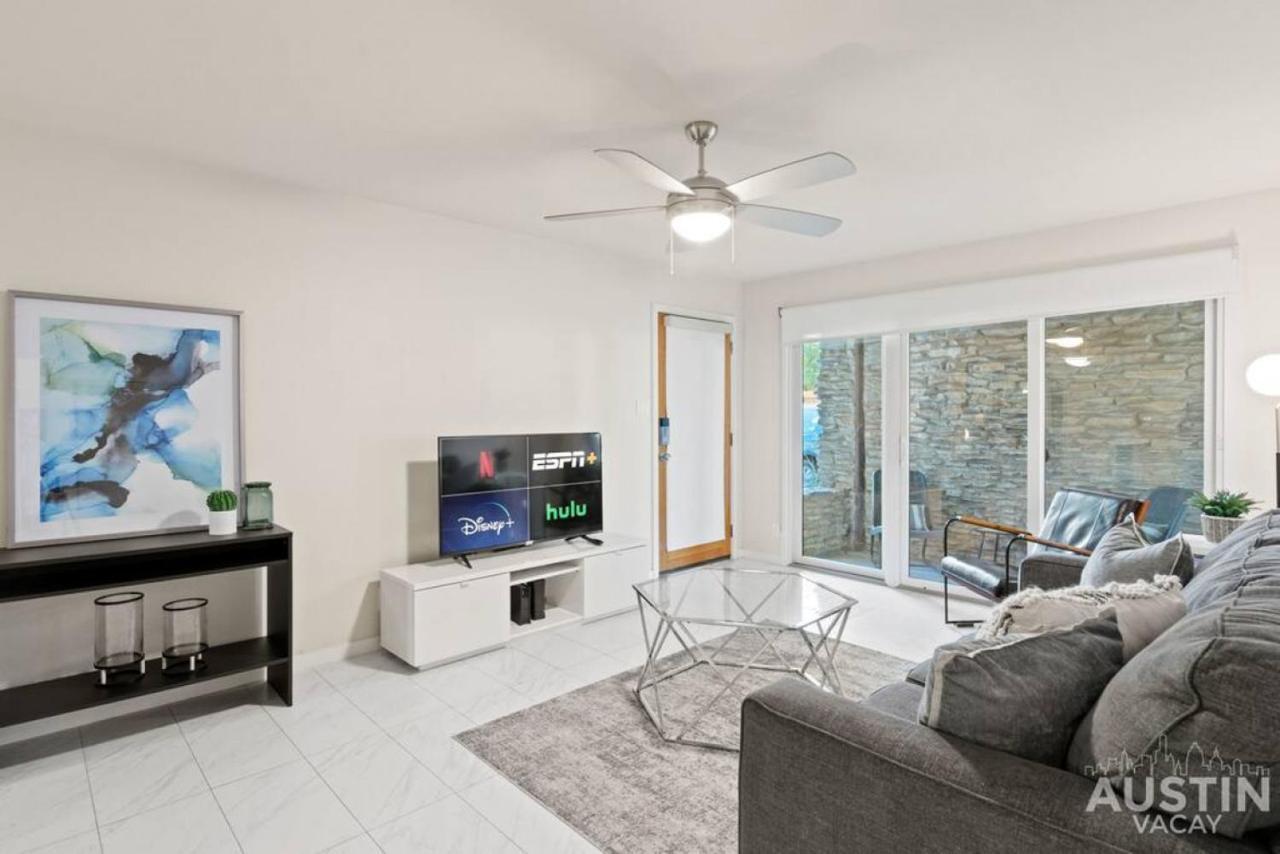 Charming Modern Pool Patio Free Parking * Austin