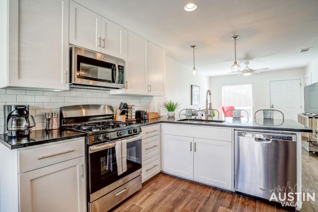 Recently Remodeled Close To South Congress