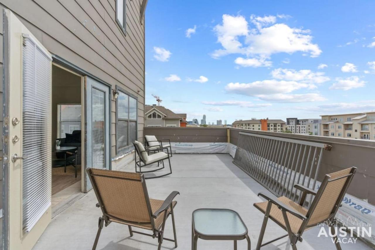 Amazing Sunset Views From W Campus Loft Style Apartment *