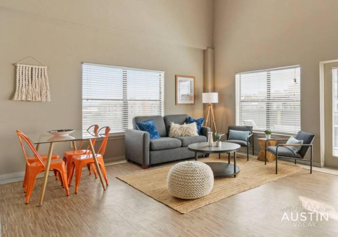 Amazing Sunset Views From W Campus Loft Style Apartment