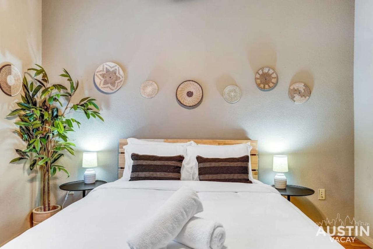 Spectacular Location West Campus For 8 Loft Austin