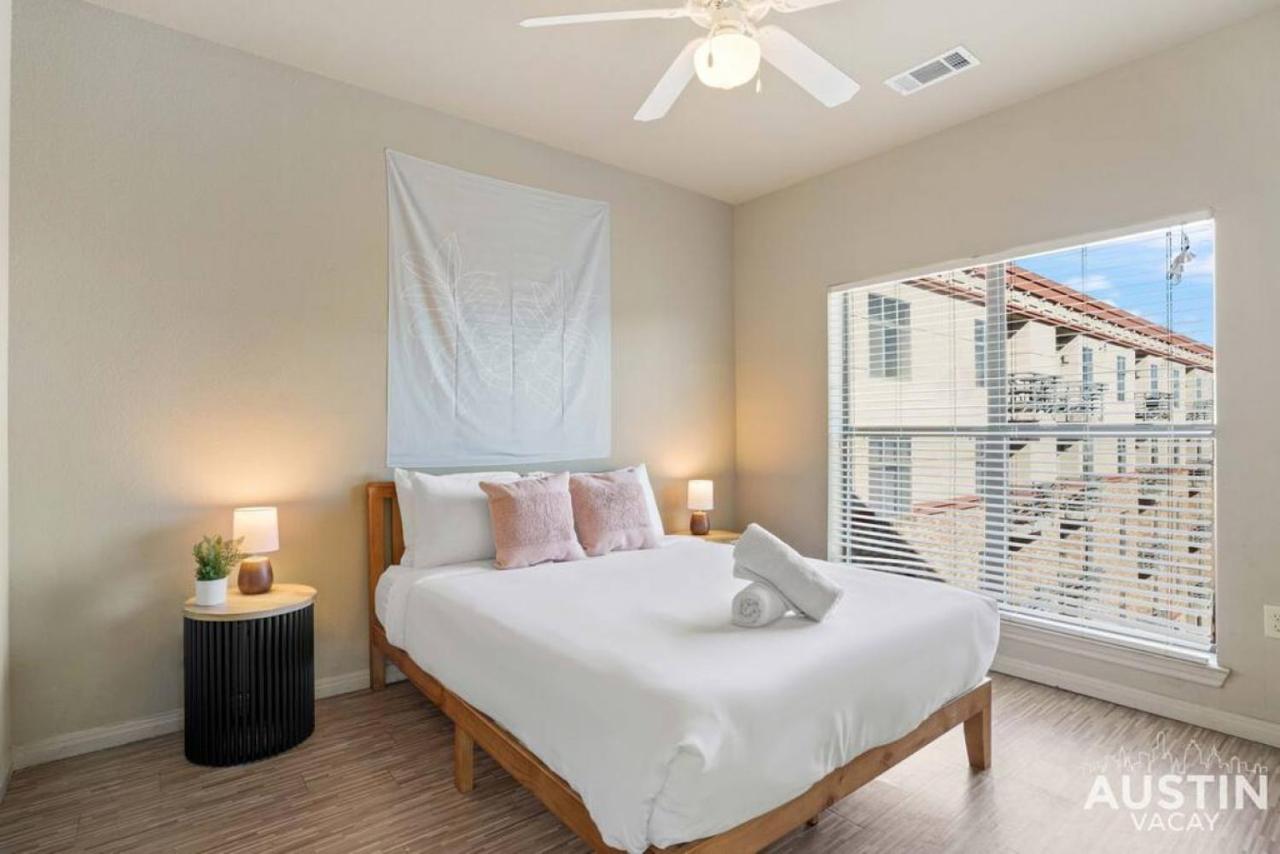 Apartment Space For 8 Near Downtown Easy Walk To Ut Campus