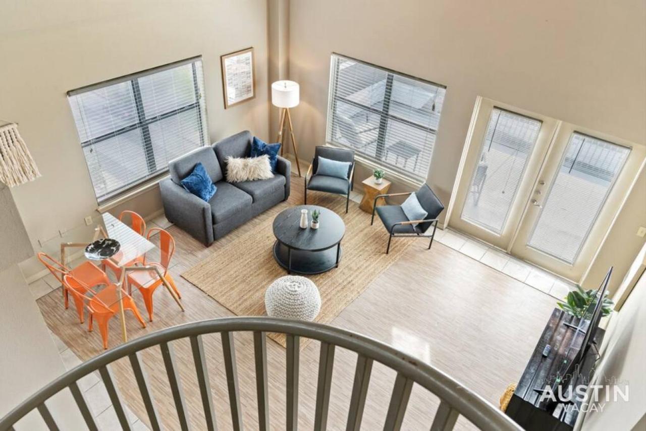 Amazing Sunset Views From W Campus Loft Style Apartment