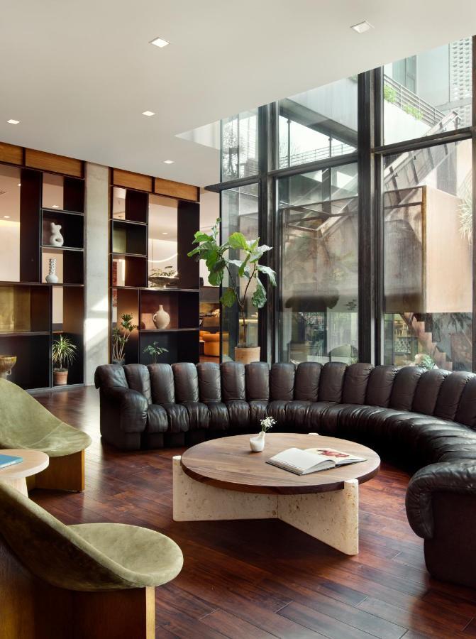 South Congress 4*