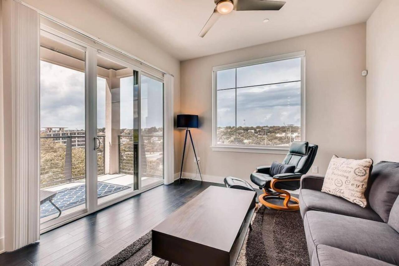 Capitol View - Downtown - Lone Star Austin