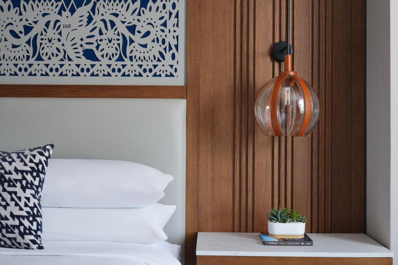 Marriott South Hotel 3*