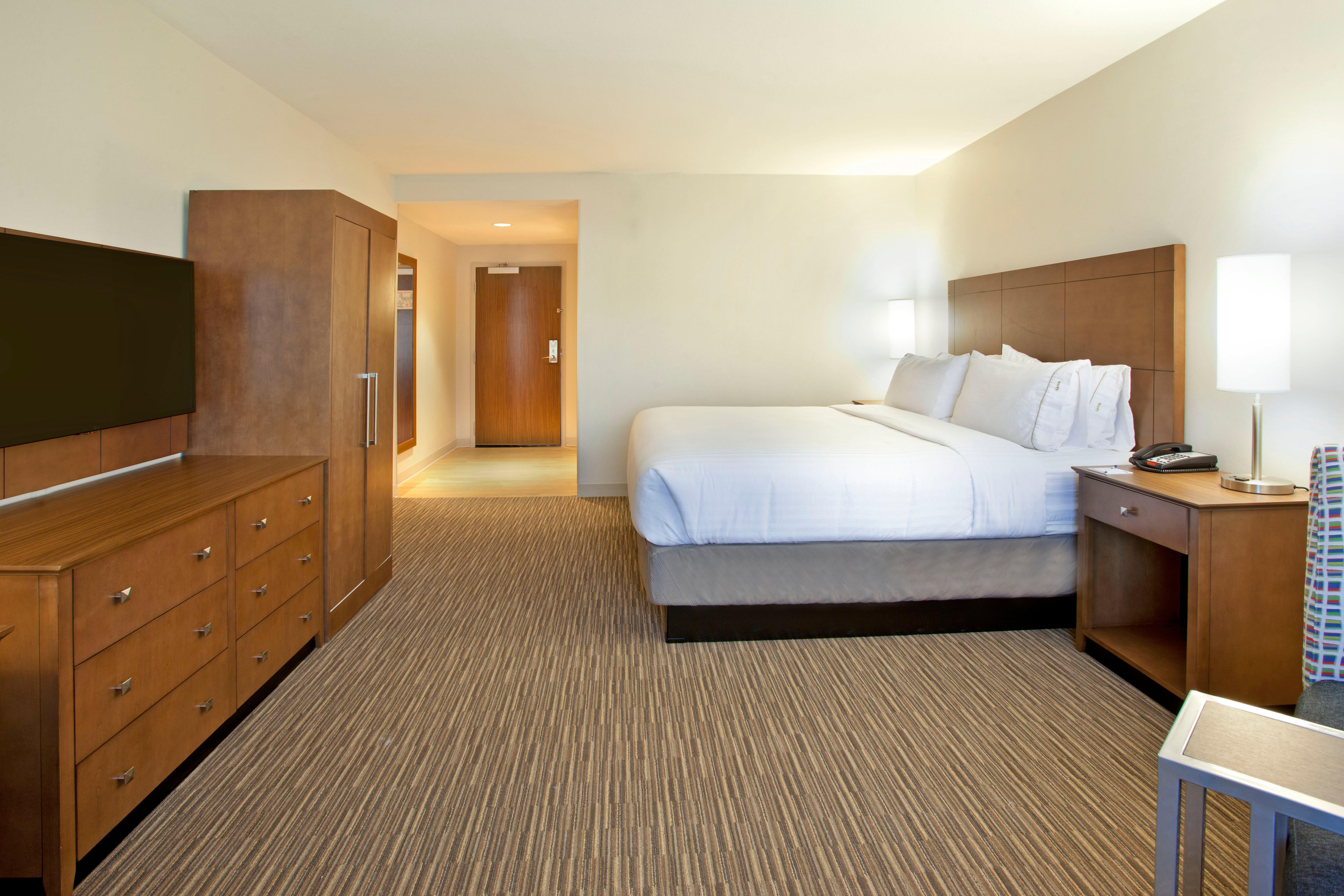 Express & Downtown - By Ihg Hotel 3*