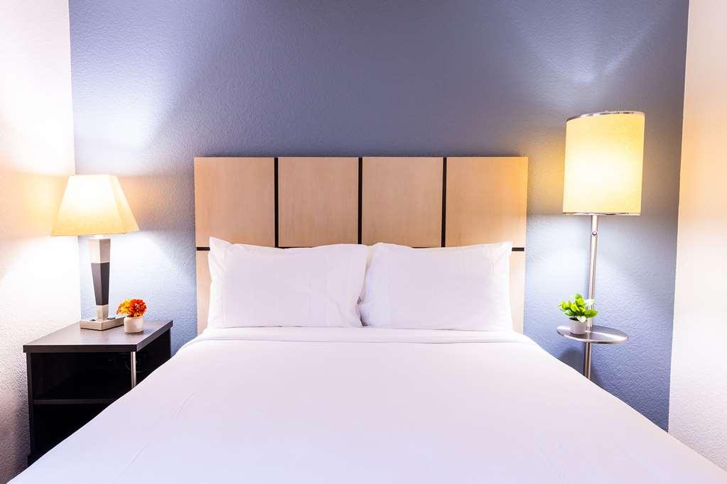 Sonesta Simply South Hotel 3*