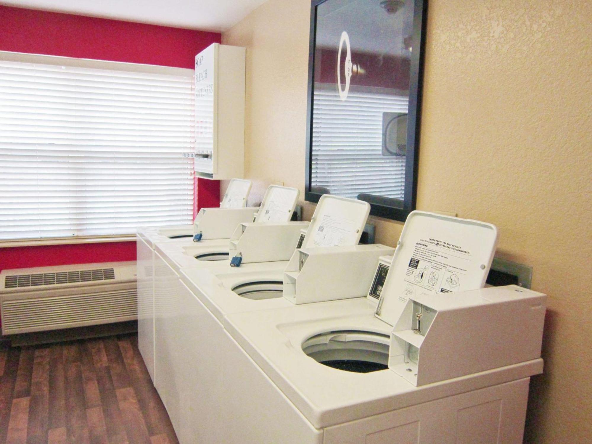 Extended America Select - - Northwest - Research Park Hotel