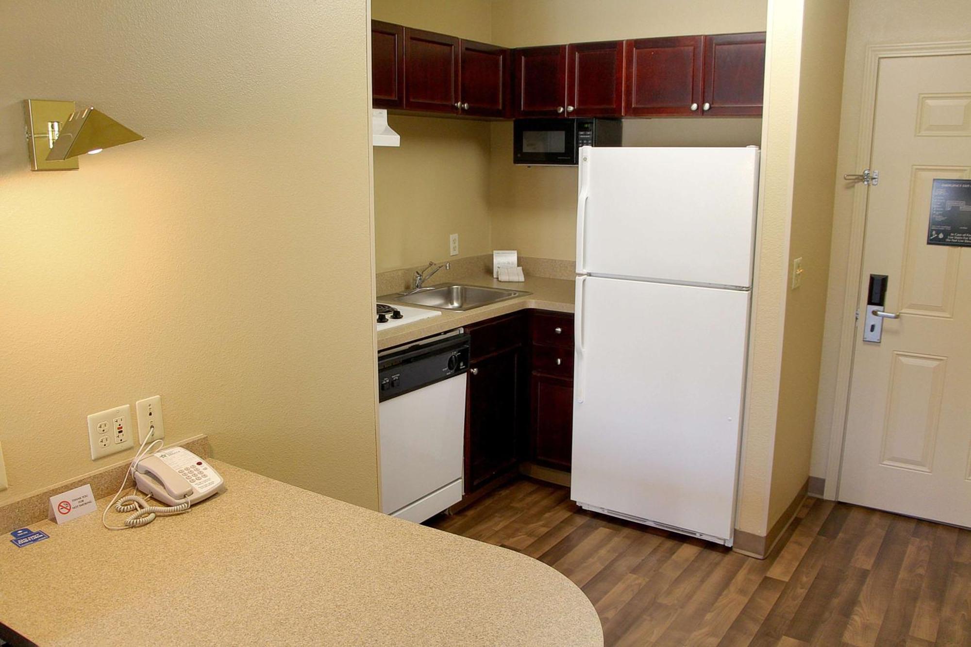 Extended America Select - - Northwest - Research Park Austin