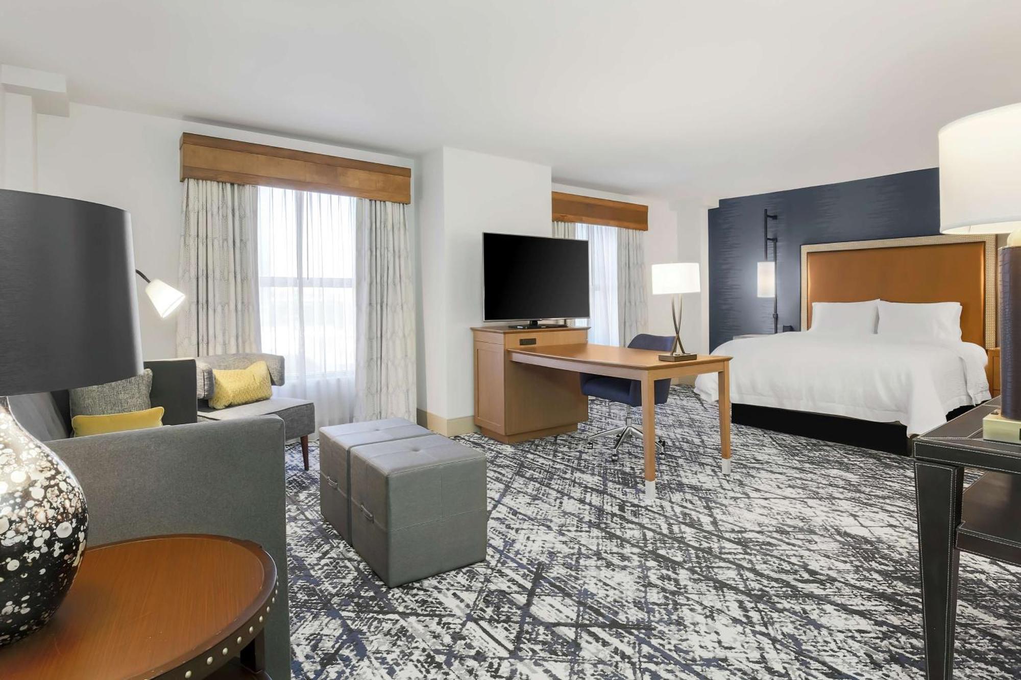 Hotel Hampton & Austin-downtown/convention Center