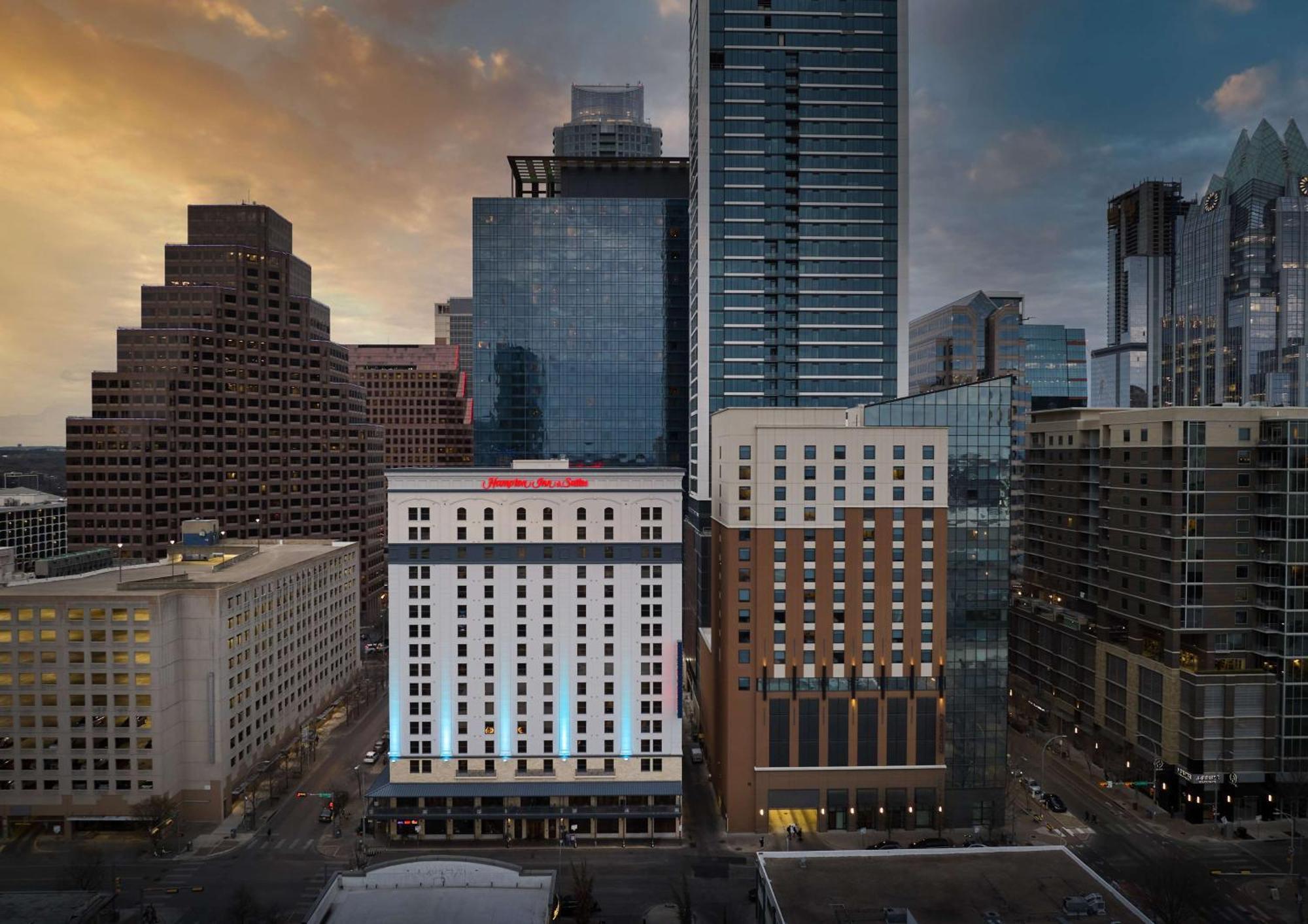Hampton & Austin-downtown/convention Center