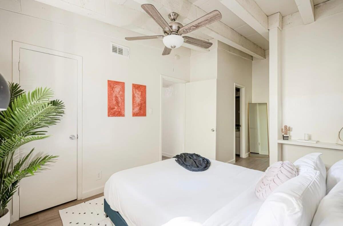 Apartment The Modern I Sleep 5 I Close To Downtown I Roku Tv Austin