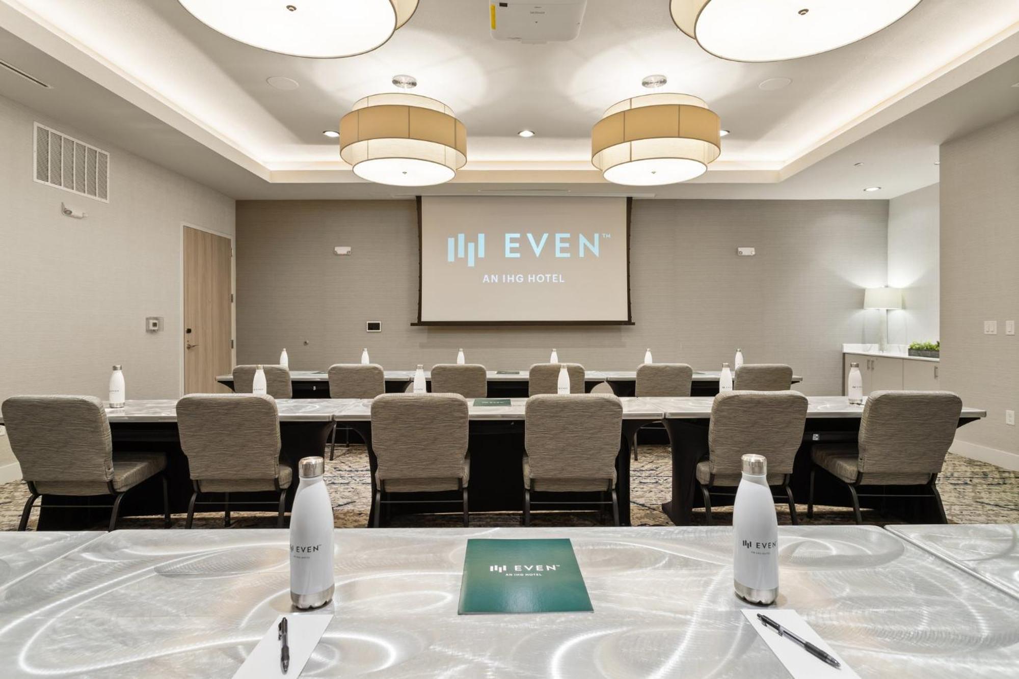 Hotel Even Uptown Near The Domain By Ihg 4*
