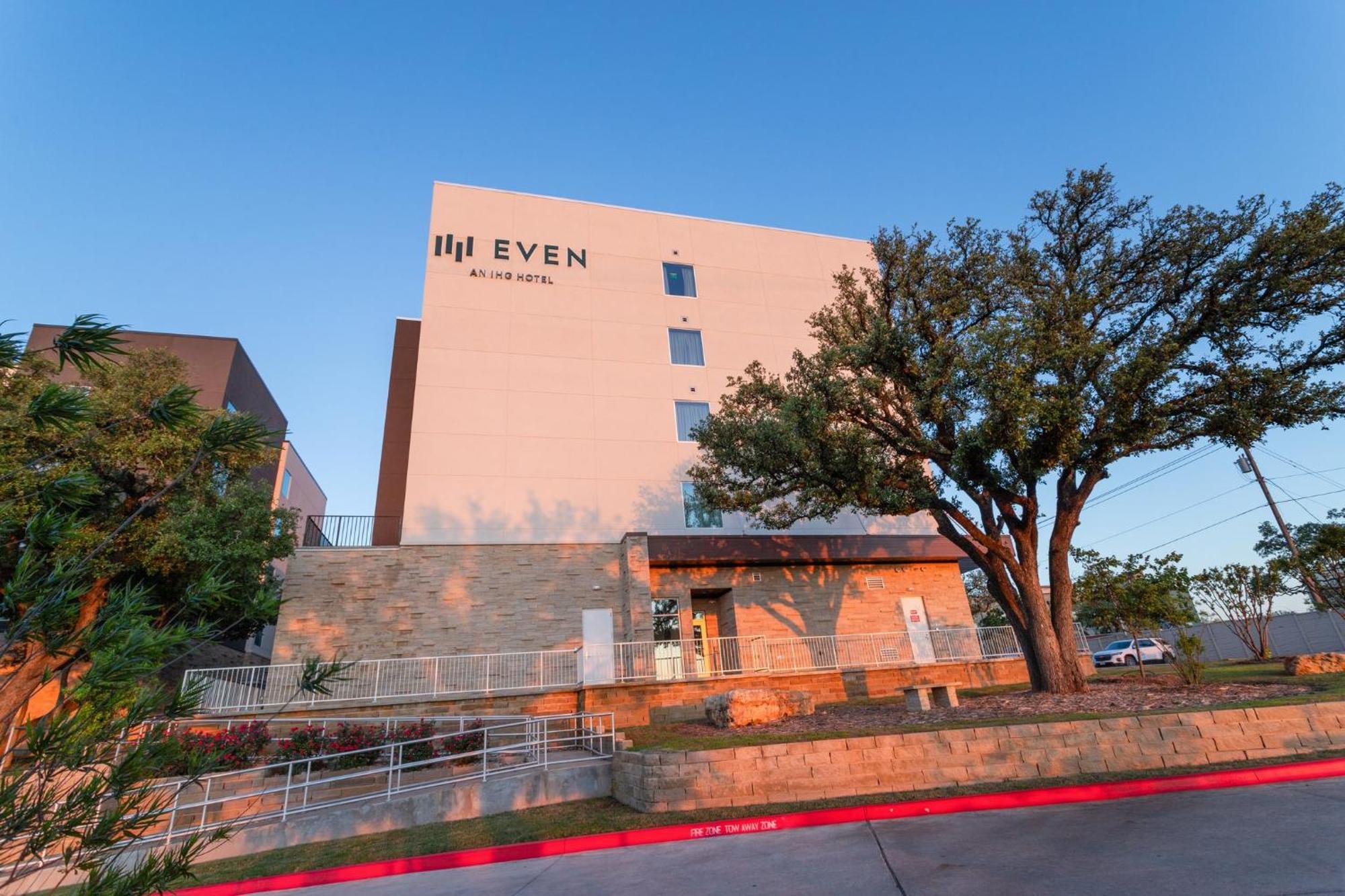 Hotel Even Uptown Near The Domain By Ihg 4*