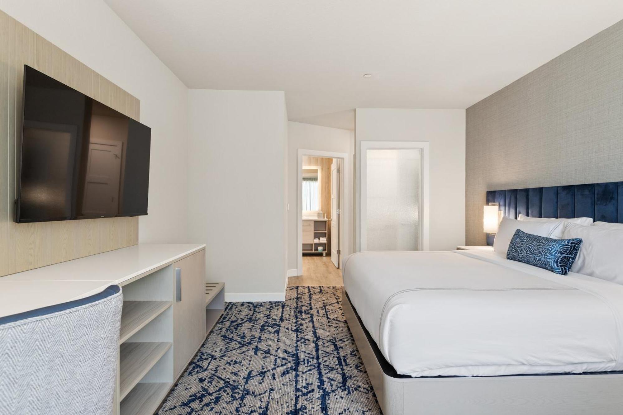 Even Uptown Near The Domain By Ihg Hotel Austin