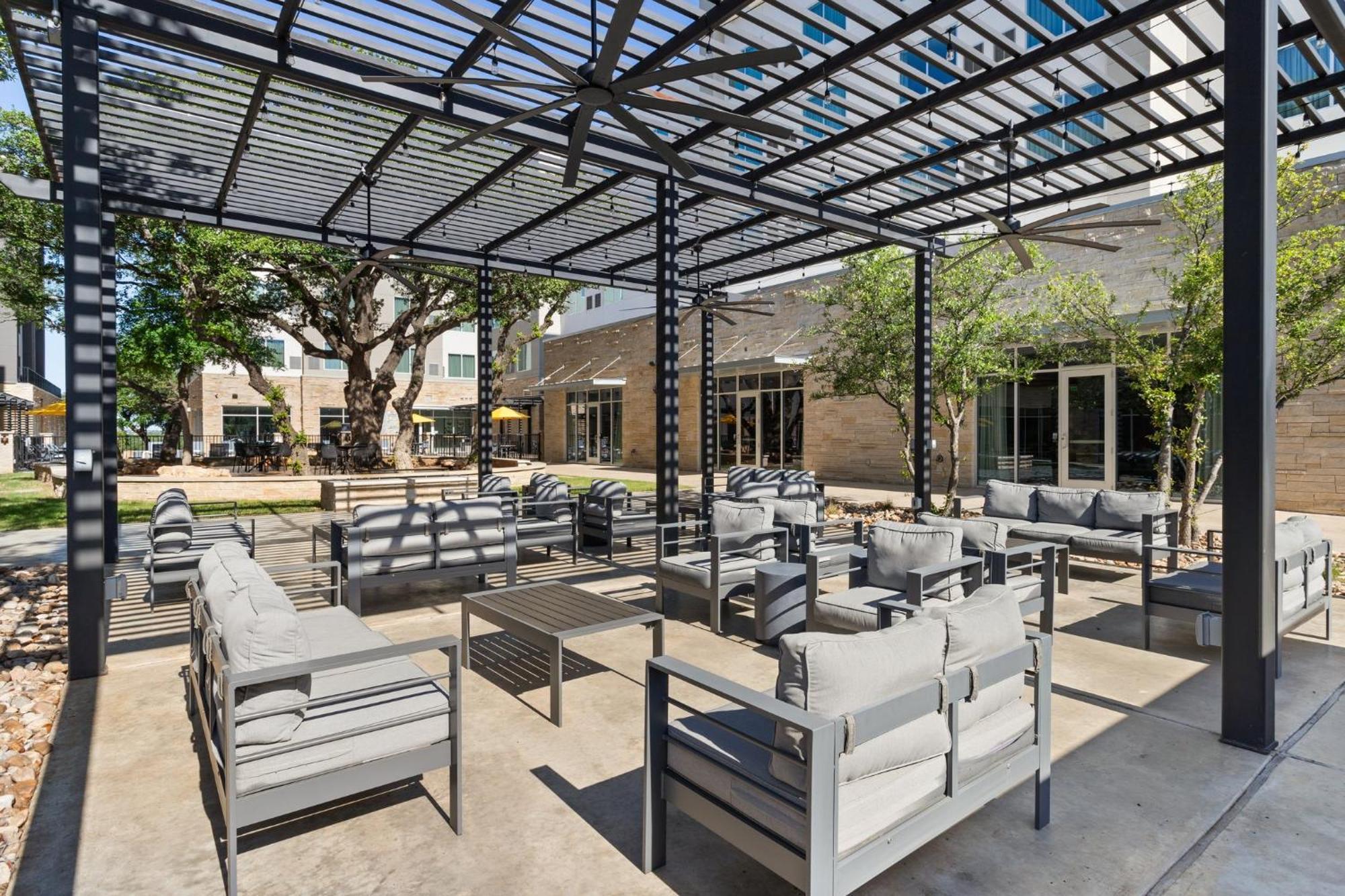 Even Uptown Near The Domain By Ihg 4* Austin