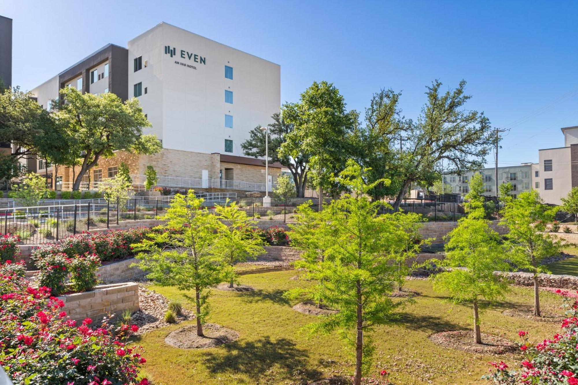 Even Uptown Near The Domain By Ihg Austin