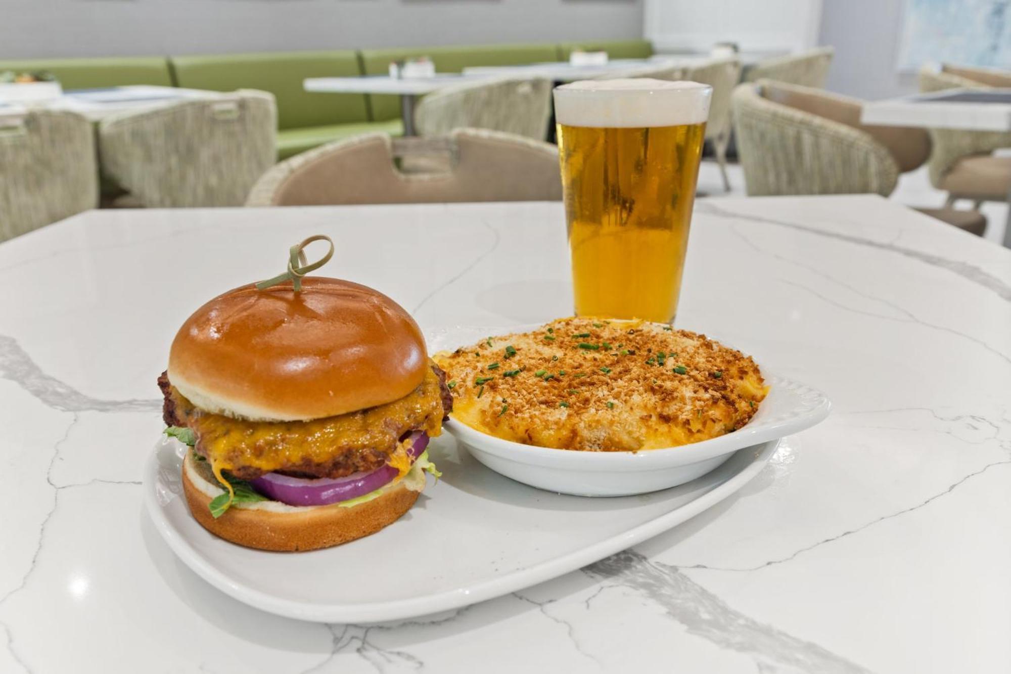 Hotel Even Uptown Near The Domain By Ihg 4*