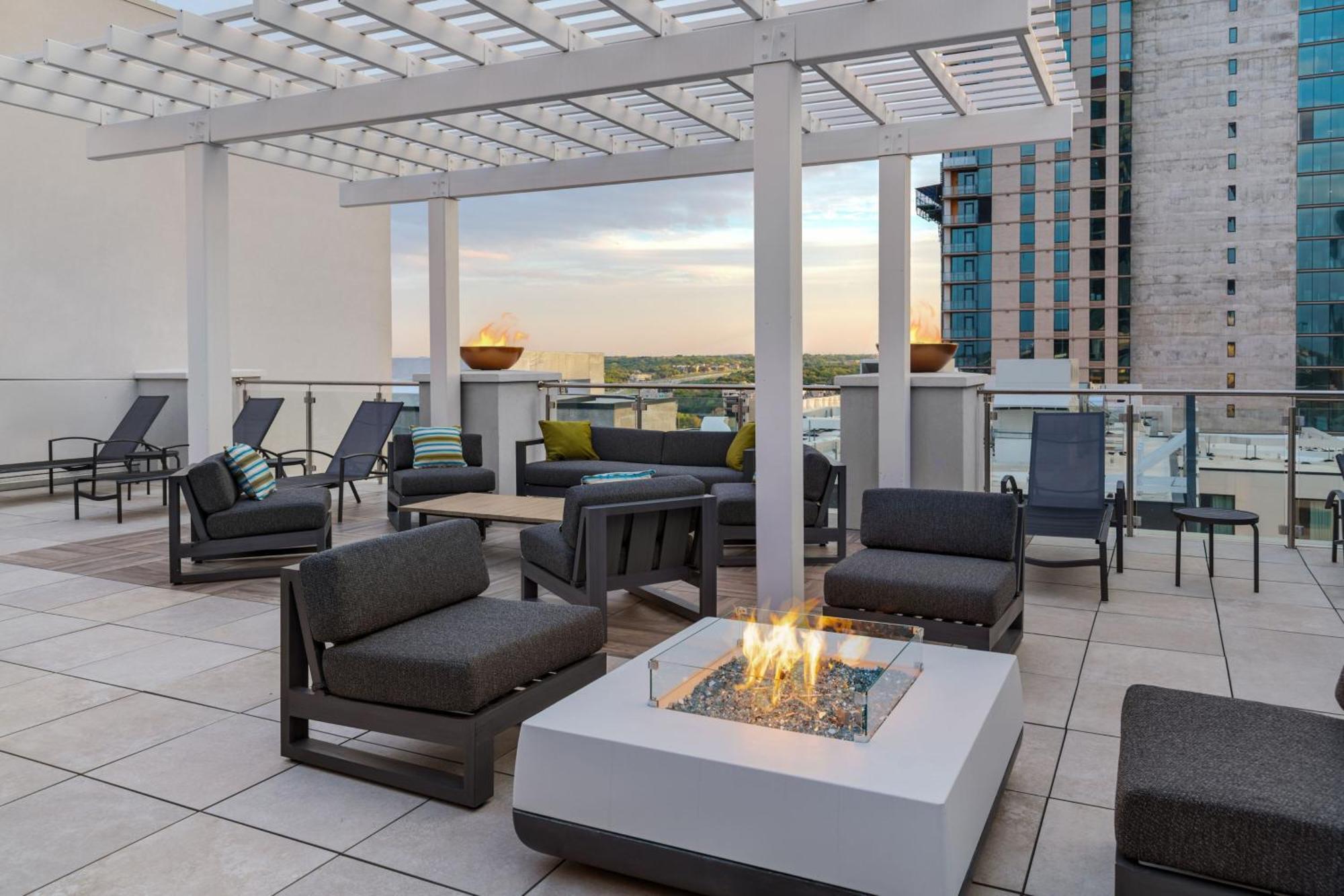 Hotel Fairfield Inn & Suites Austin Downtown *