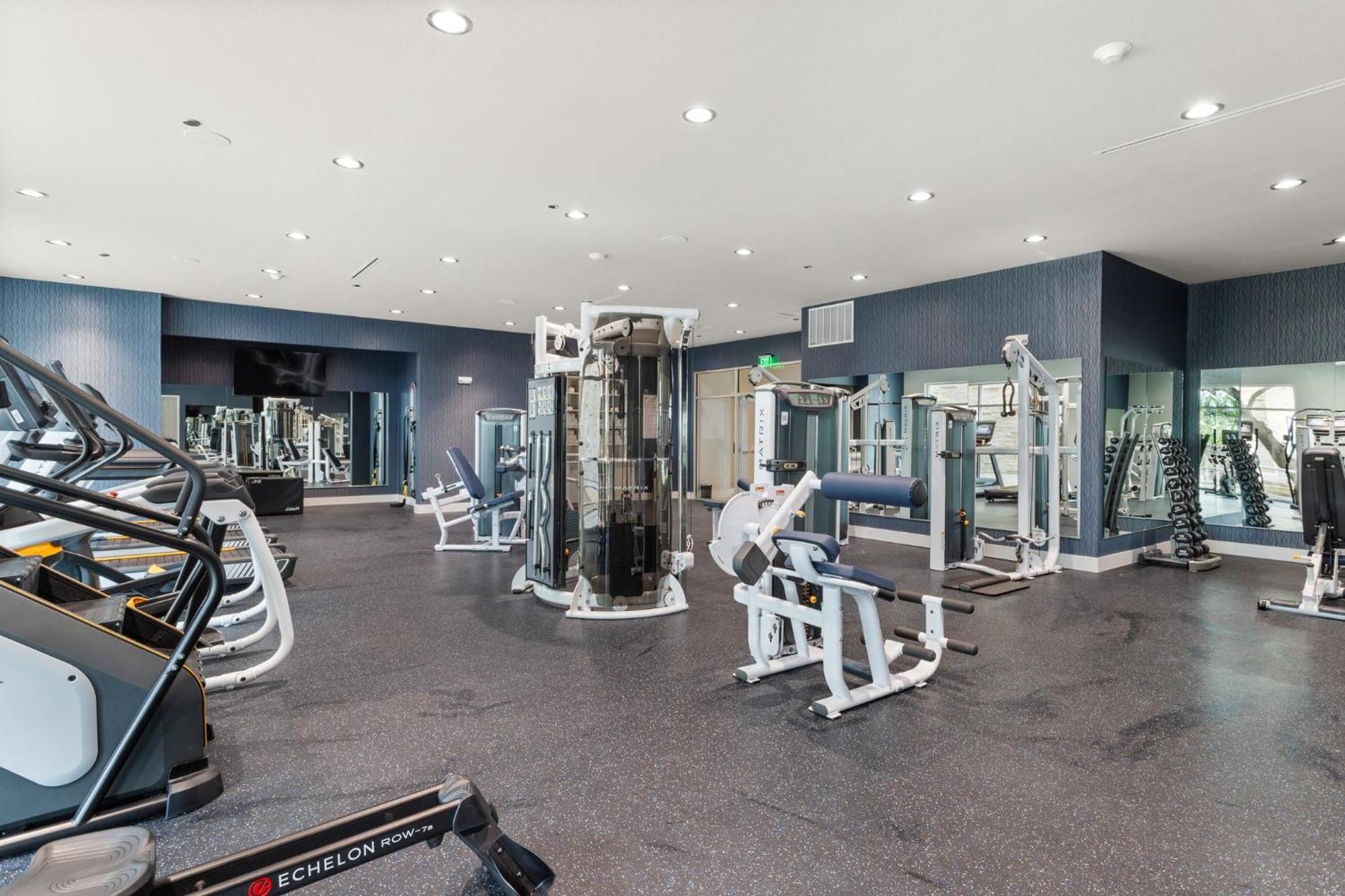 Even Uptown Near The Domain By Ihg Hotel 4*