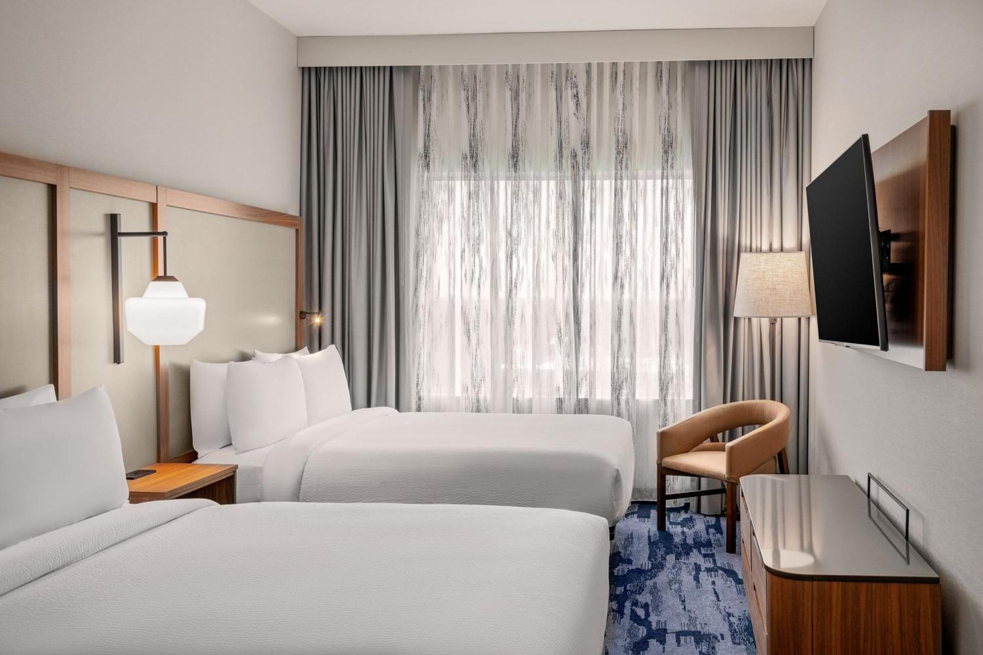 Fairfield Inn & Suites Austin Downtown Hotel