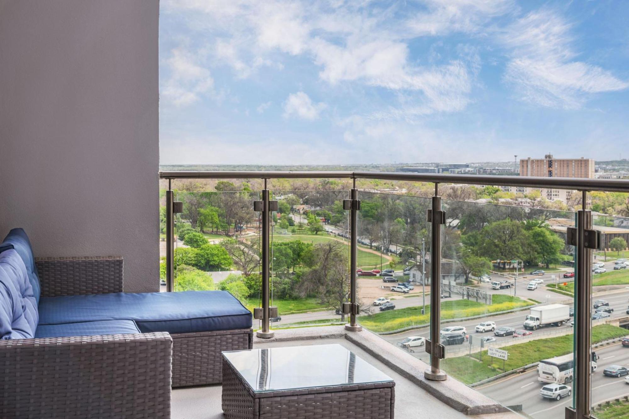 Fairfield Inn & Suites Austin Downtown