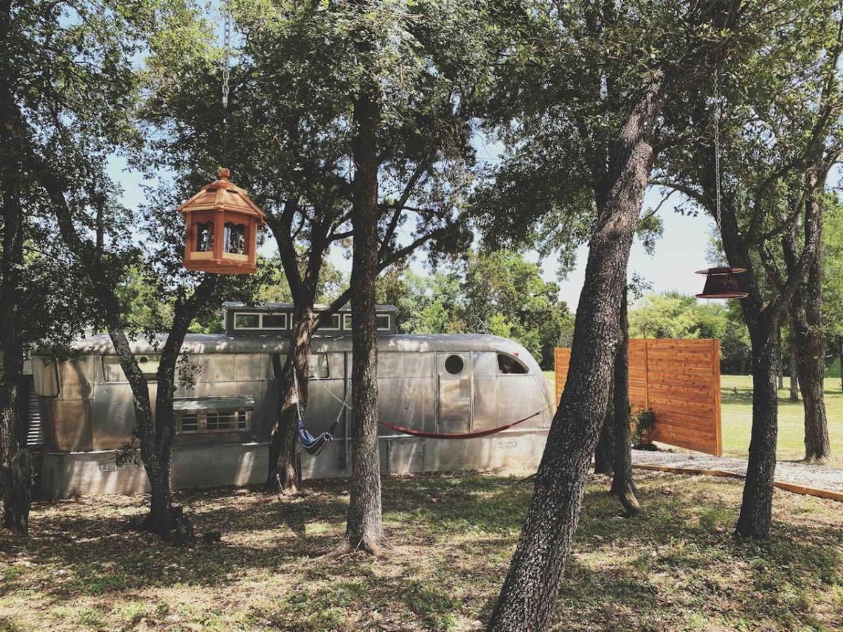 Renovated Spartan Voodoo Apartment *