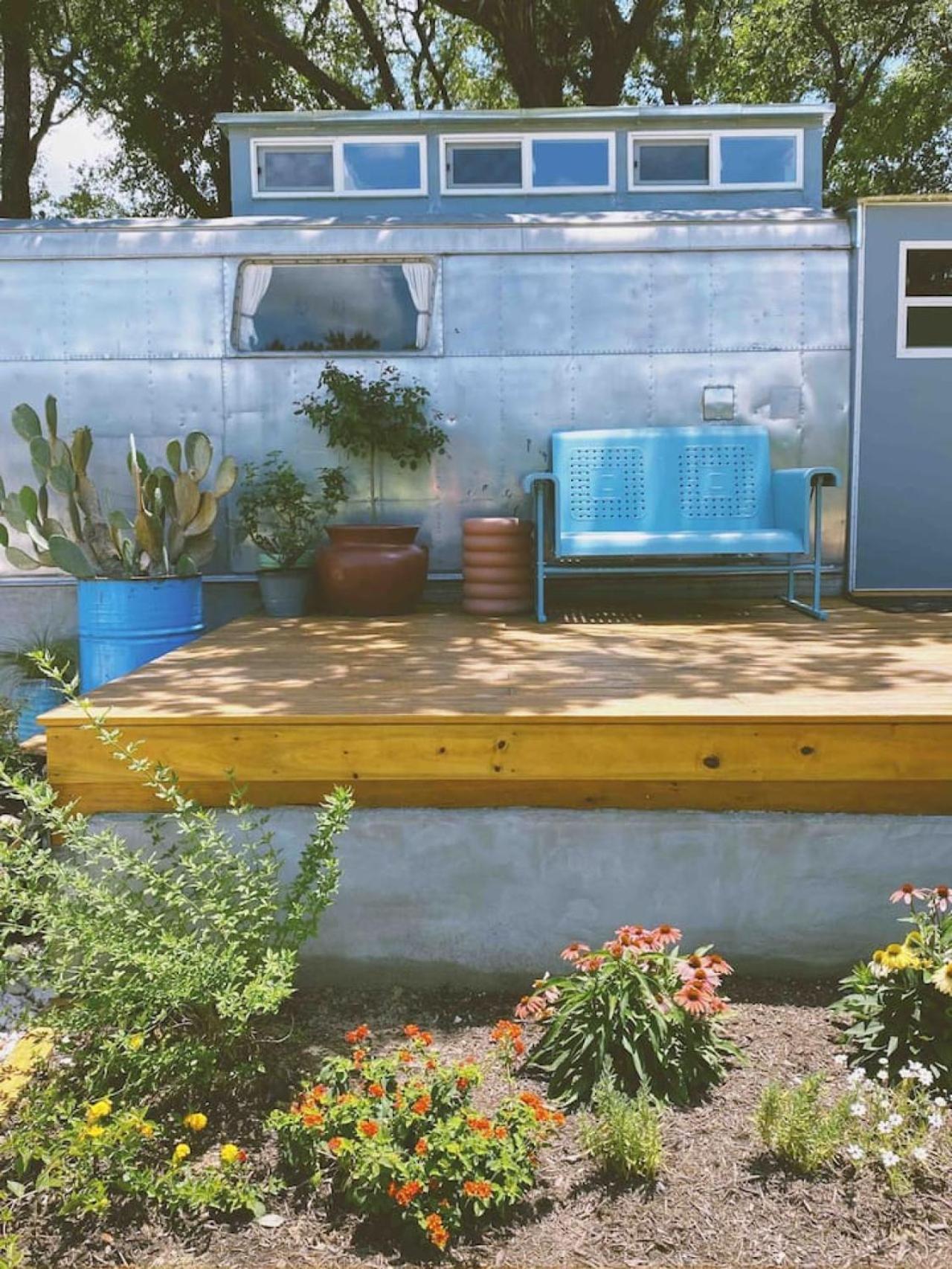 Renovated Spartan Voodoo Apartment Austin