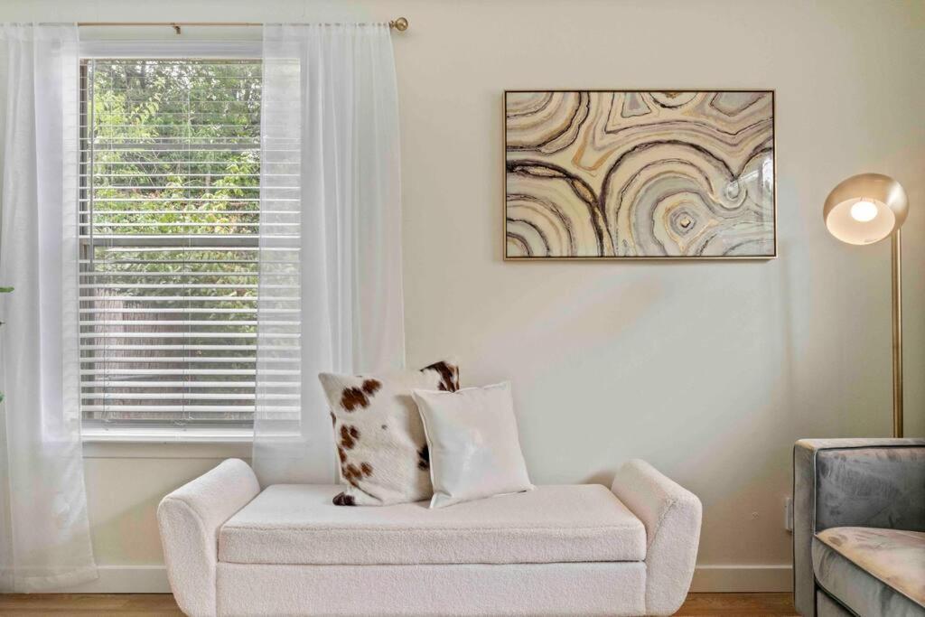 Holiday home 3 Bedroom Workspace-foodies Dream! Close To Zilker, & Downtown! Austin