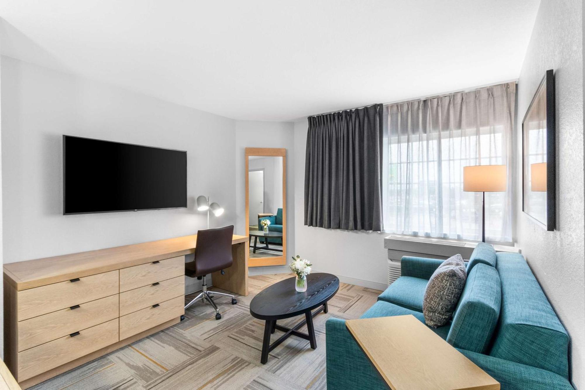 Sonesta Simply South 3*